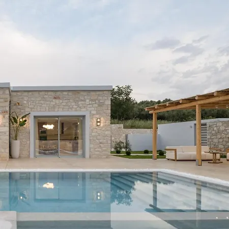 Ayali I, A Divine Luxury Homestay, By Thinkvilla