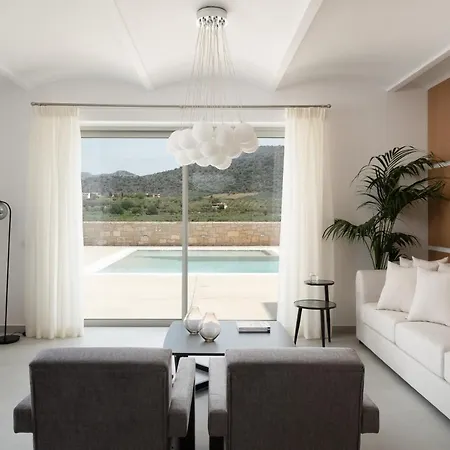 Ayali I, A Divine Luxury Homestay, By Thinkvilla ヴィラ *